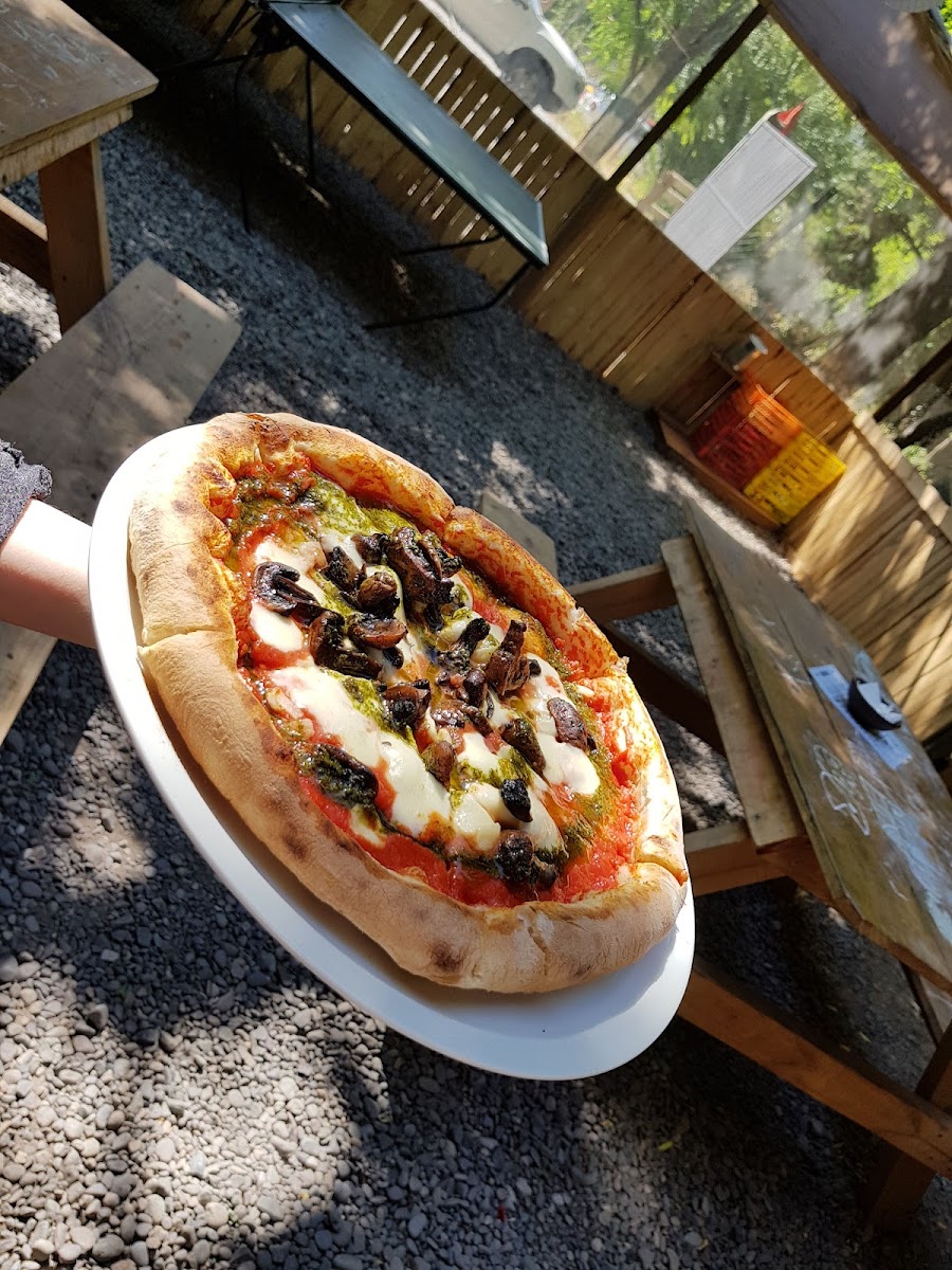 Patio La Dominga - Pizzería-8