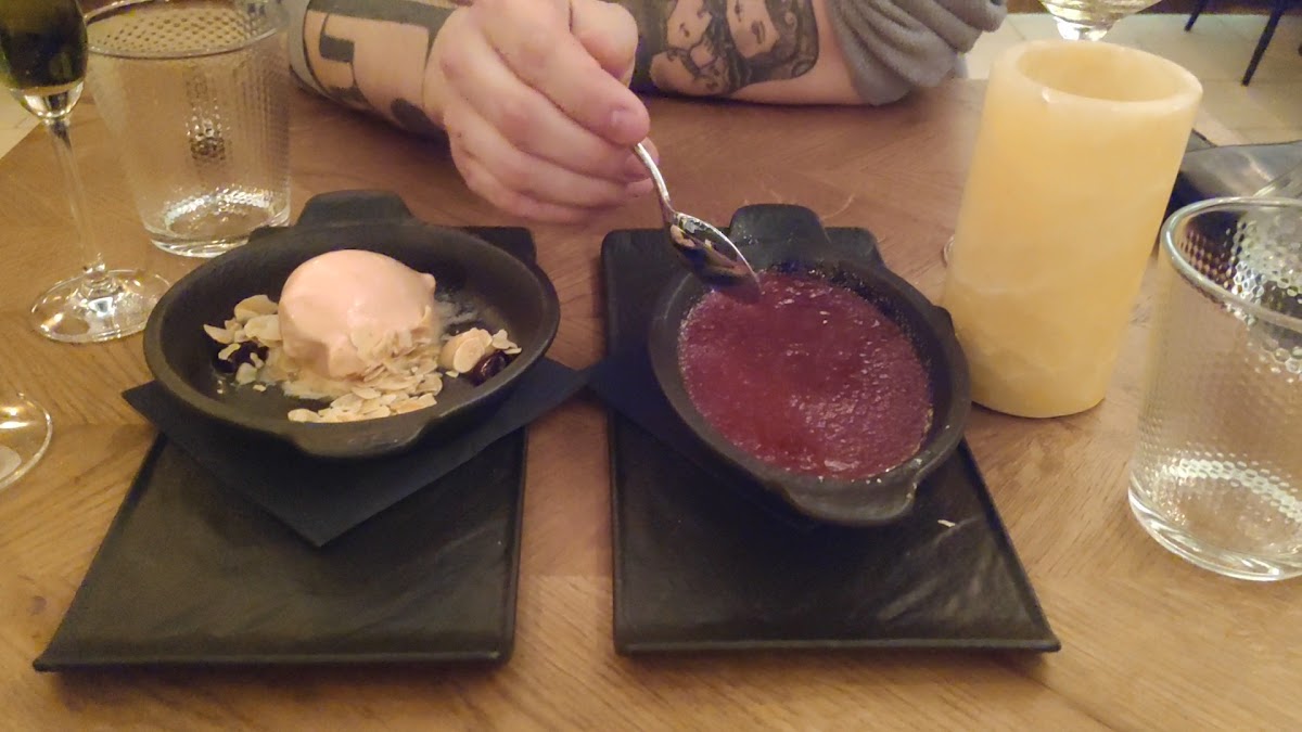 Paul's Brasserie-2