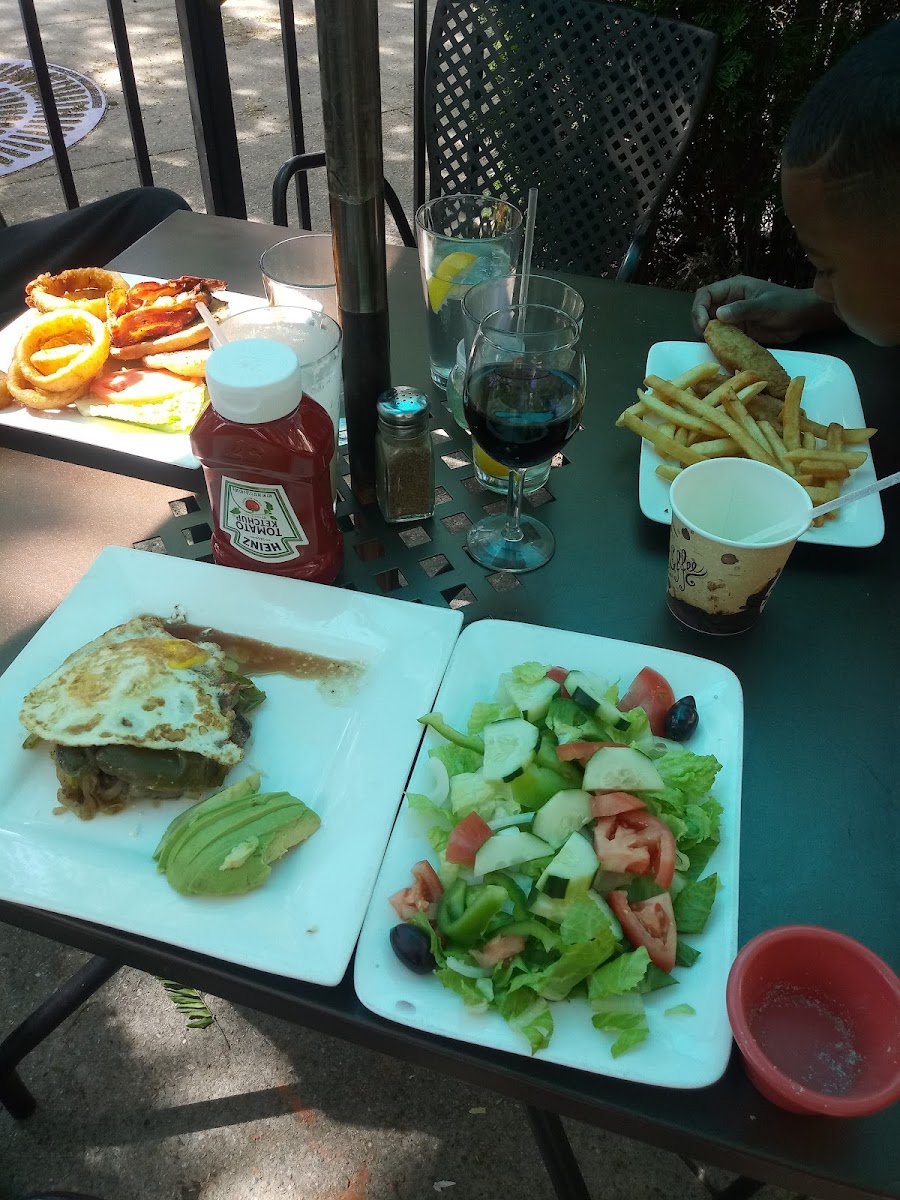 Paxos Grill & Cafe-5