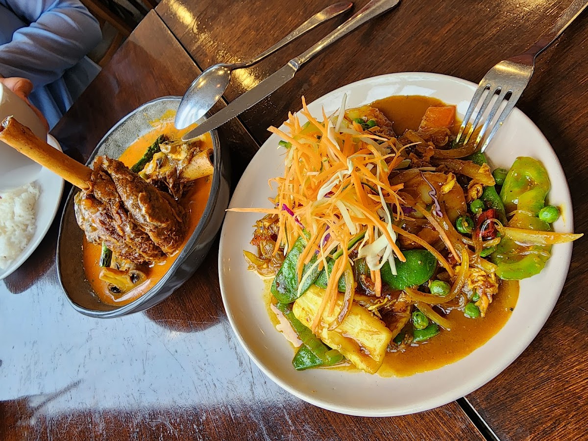 Ped's Kafé Thai Restaurant-4