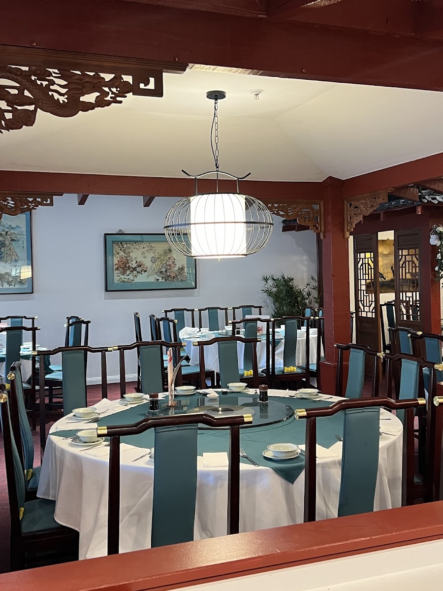 Peking Garden Chinese Restaurant