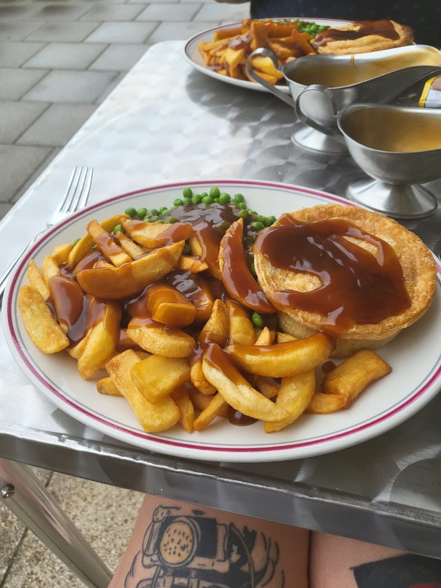 Penn Court Cafe-6