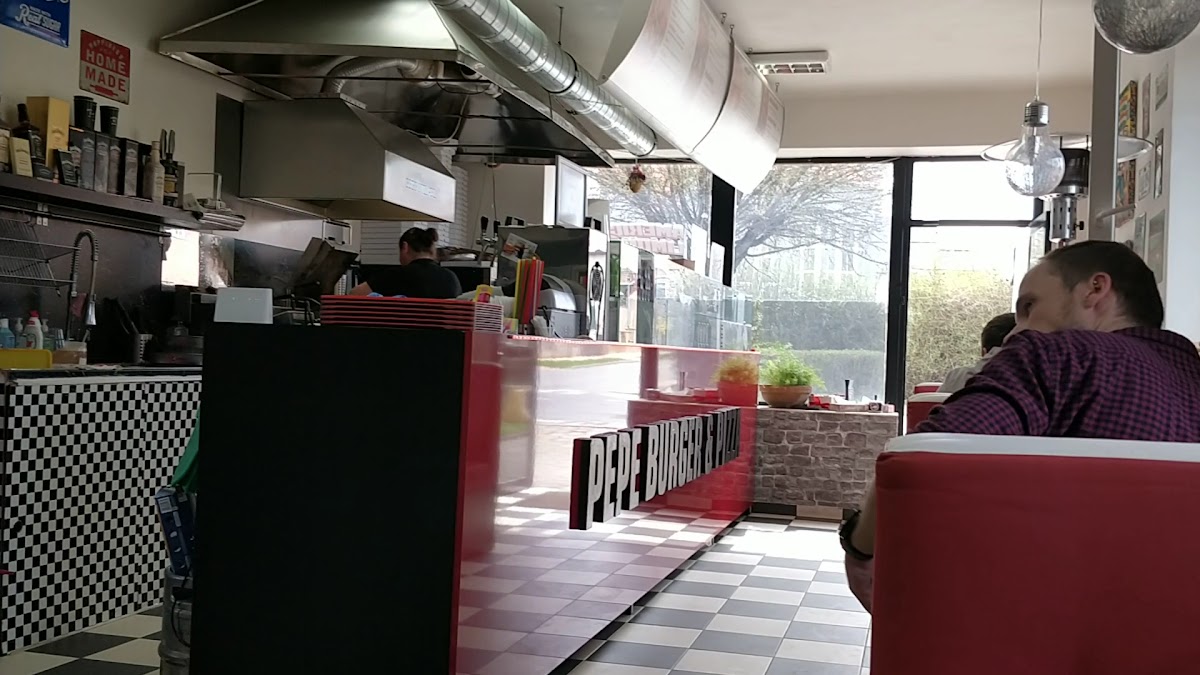 Pepe Burger & Pizza-2