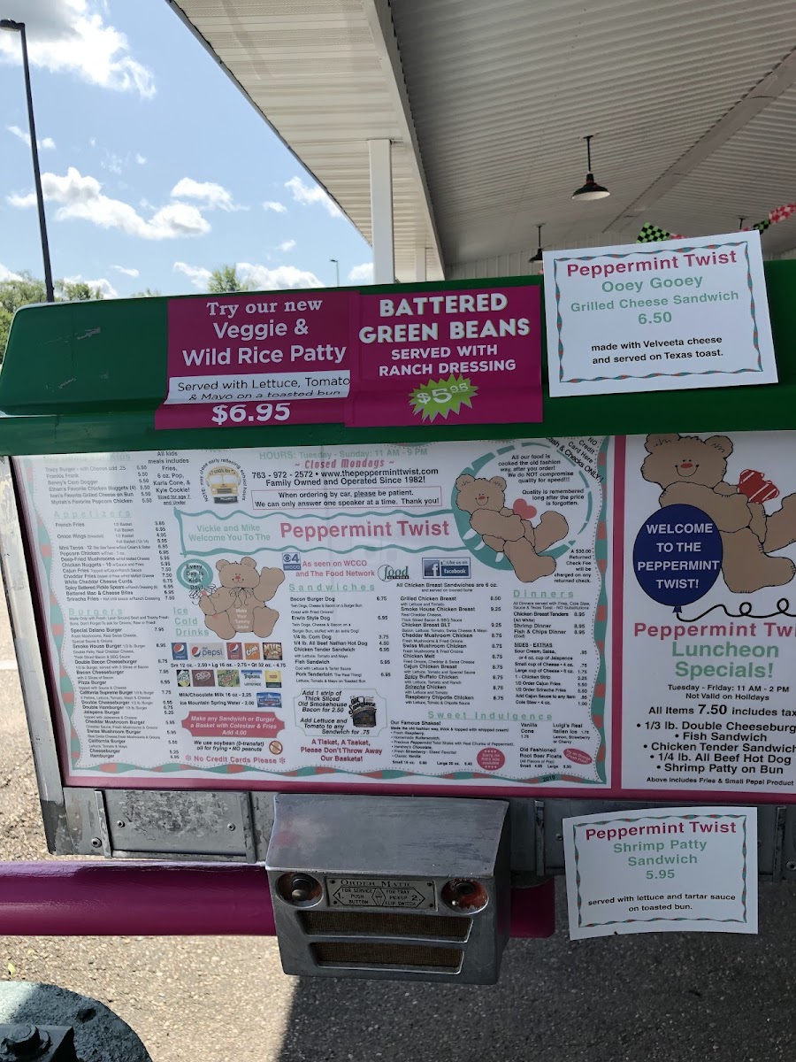 Menu Peppermint Twist Drive In-8