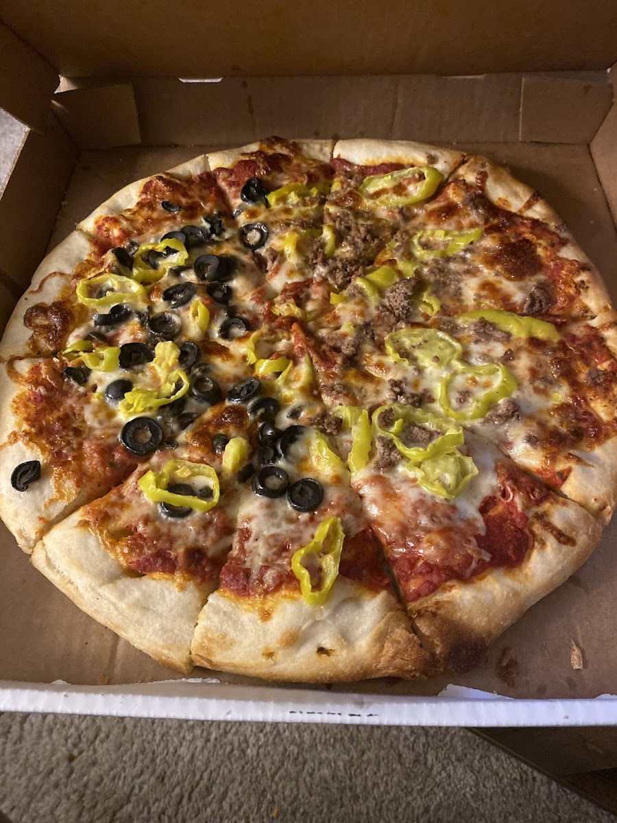 Peppy's Pizza And Pasties-2