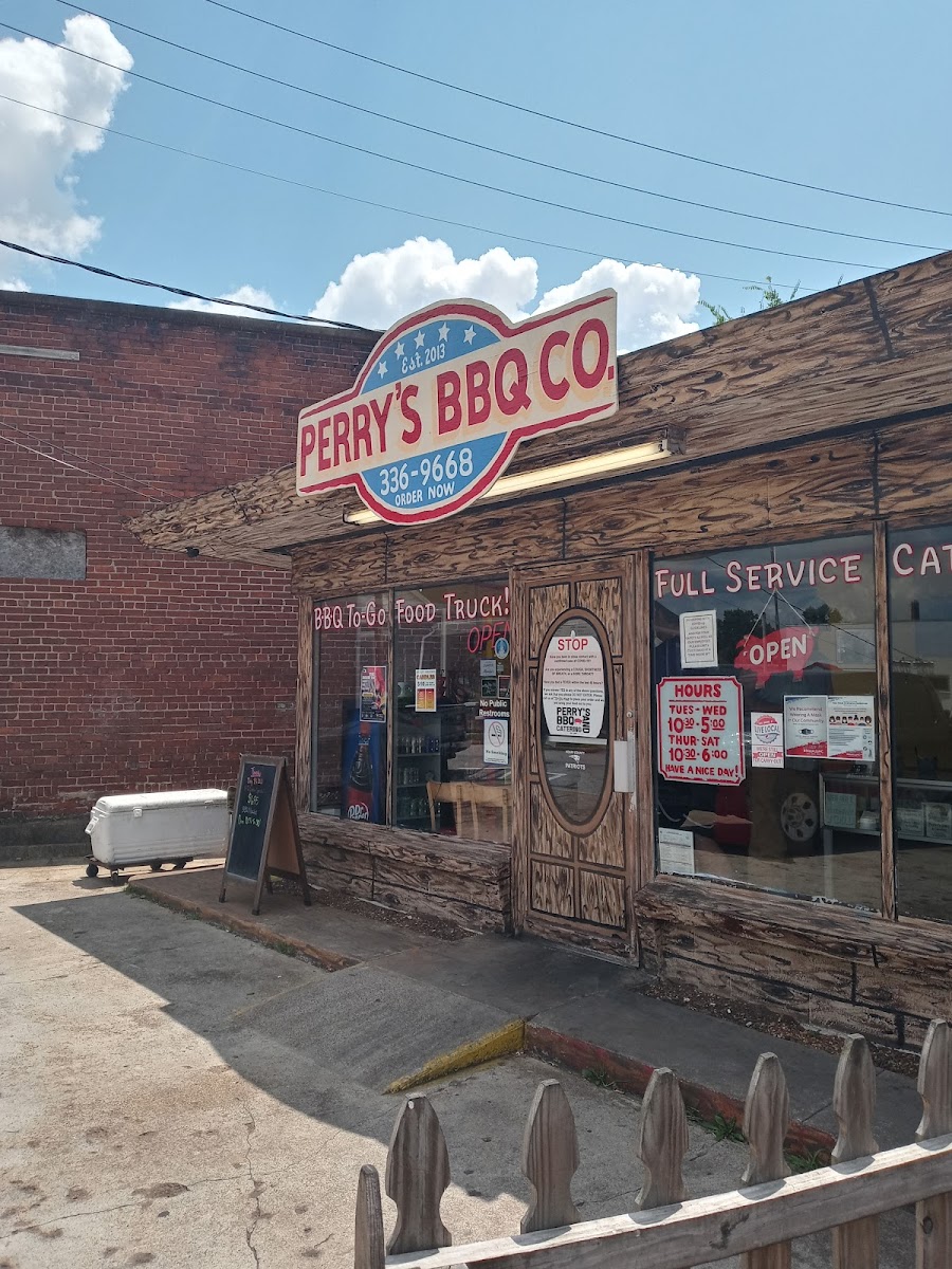 Perry's Bbq & Catering-2