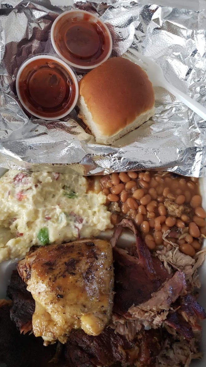 Perry's Bbq & Catering-3