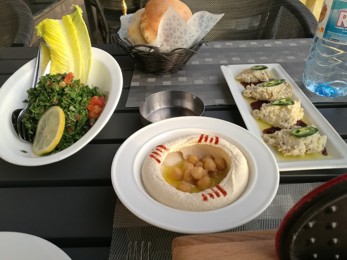 Petit Café - Restaurant-6
