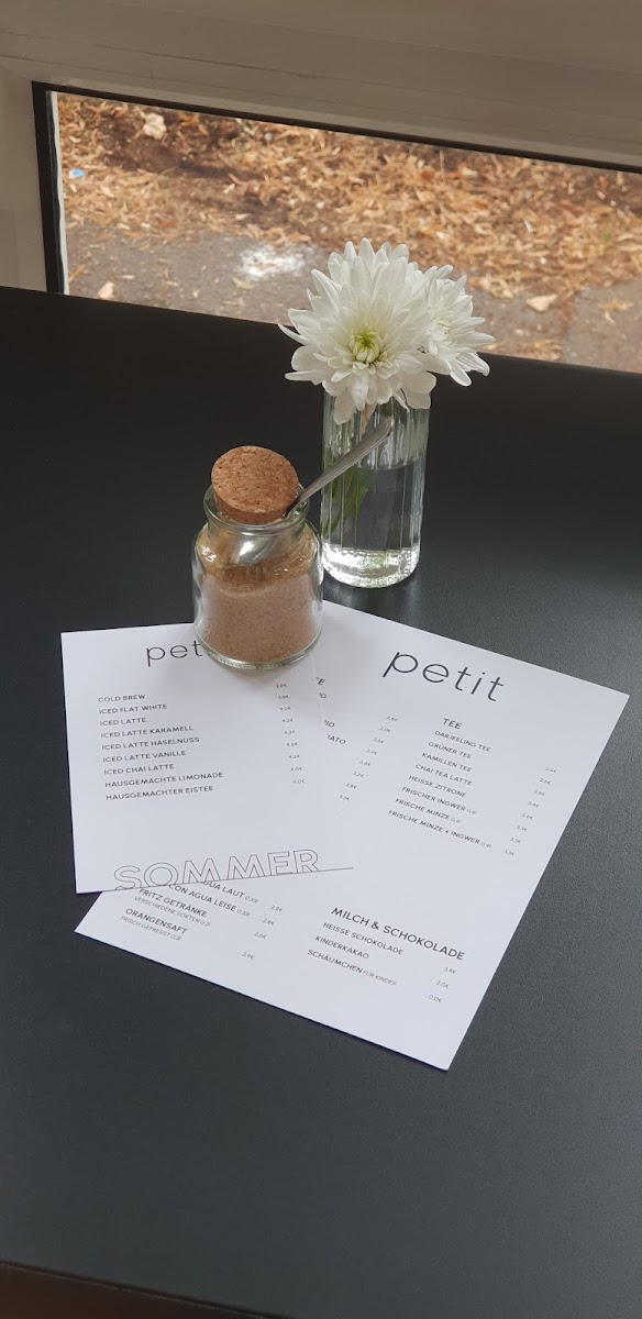 Menu Petit-4