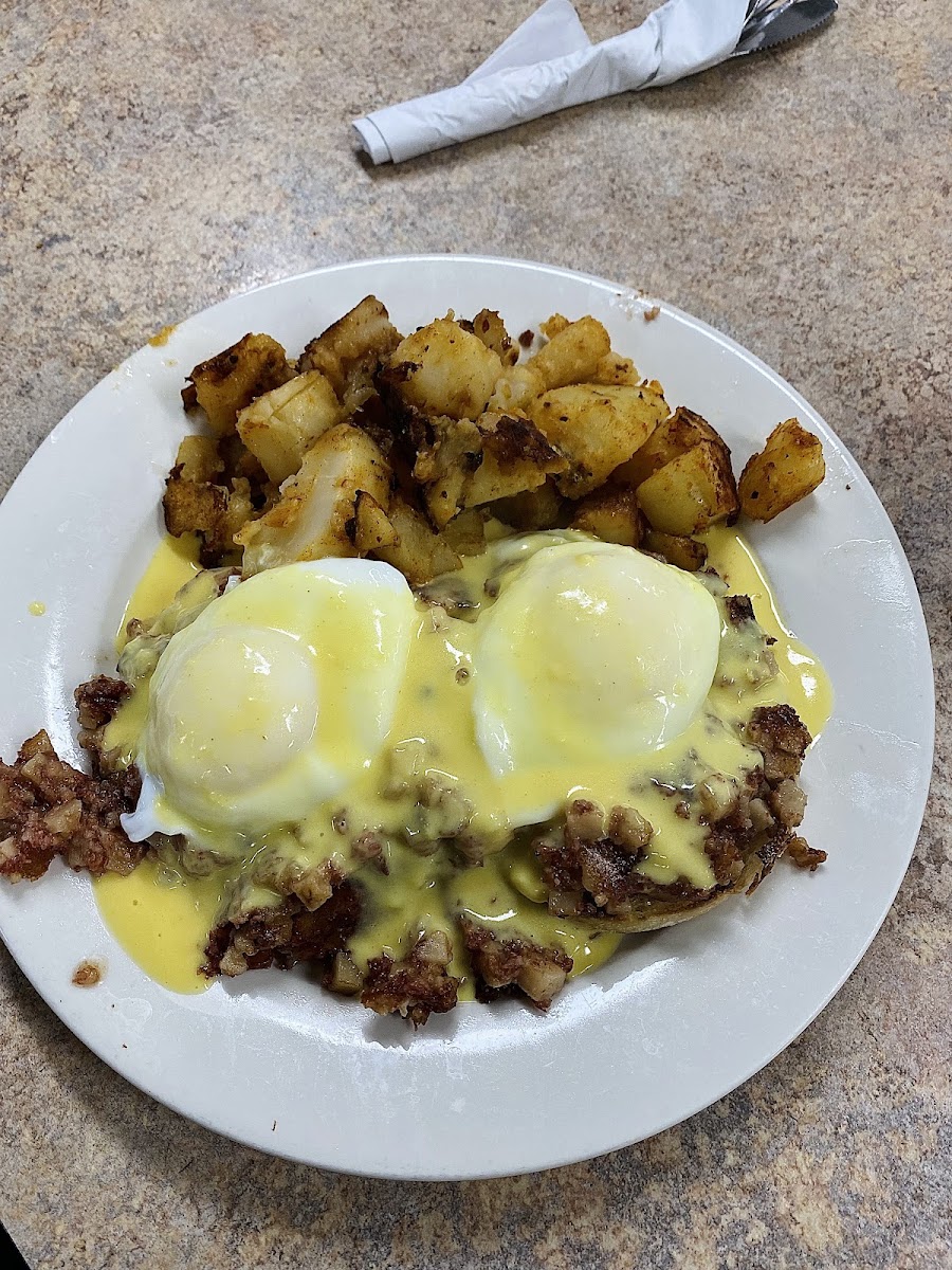 Petros Breakfast & Lunch-3