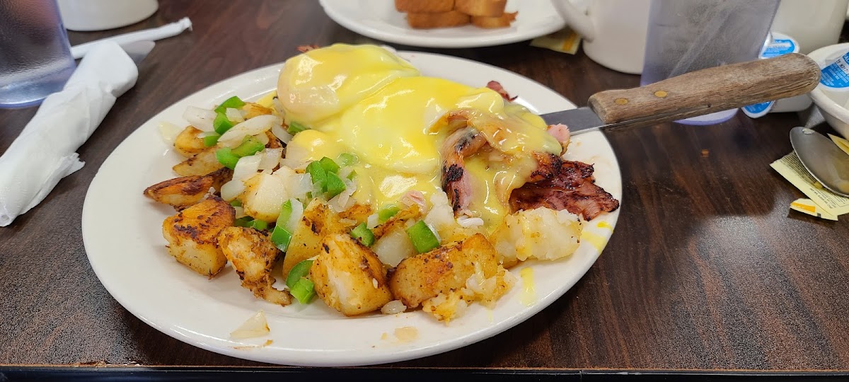 Petros Breakfast & Lunch-6
