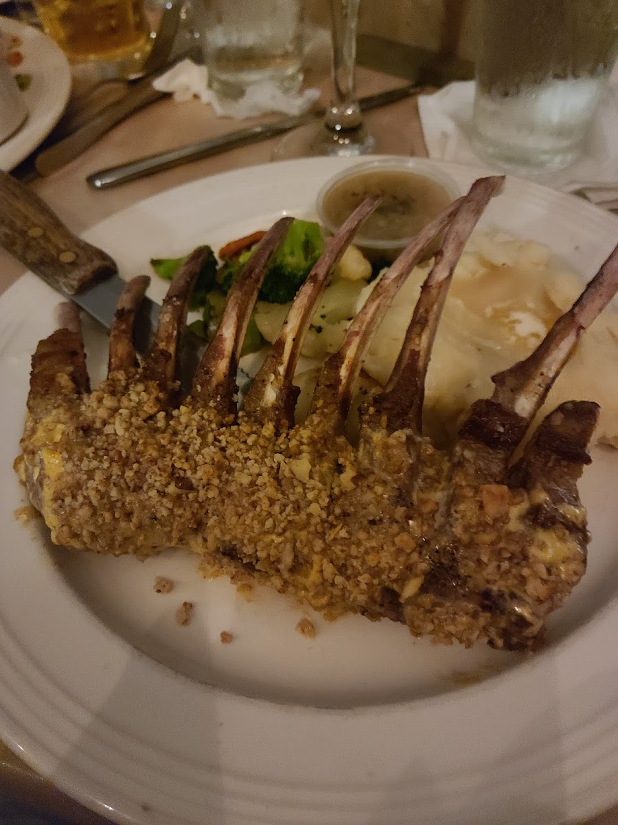 Phil Trani's-7