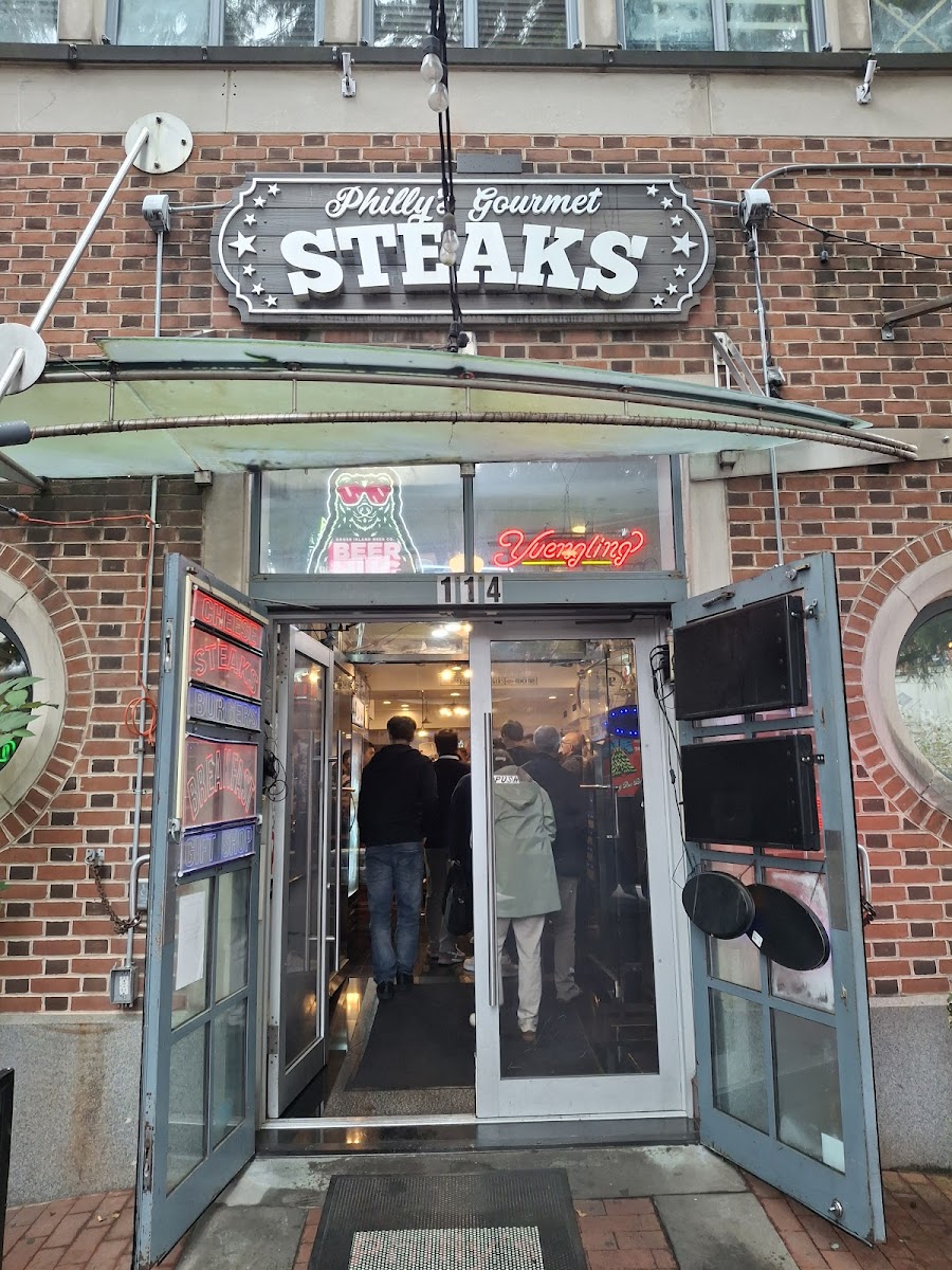 Philly's Gourmet Steaks