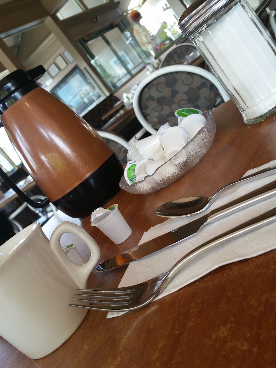Phil's Restaurants-5