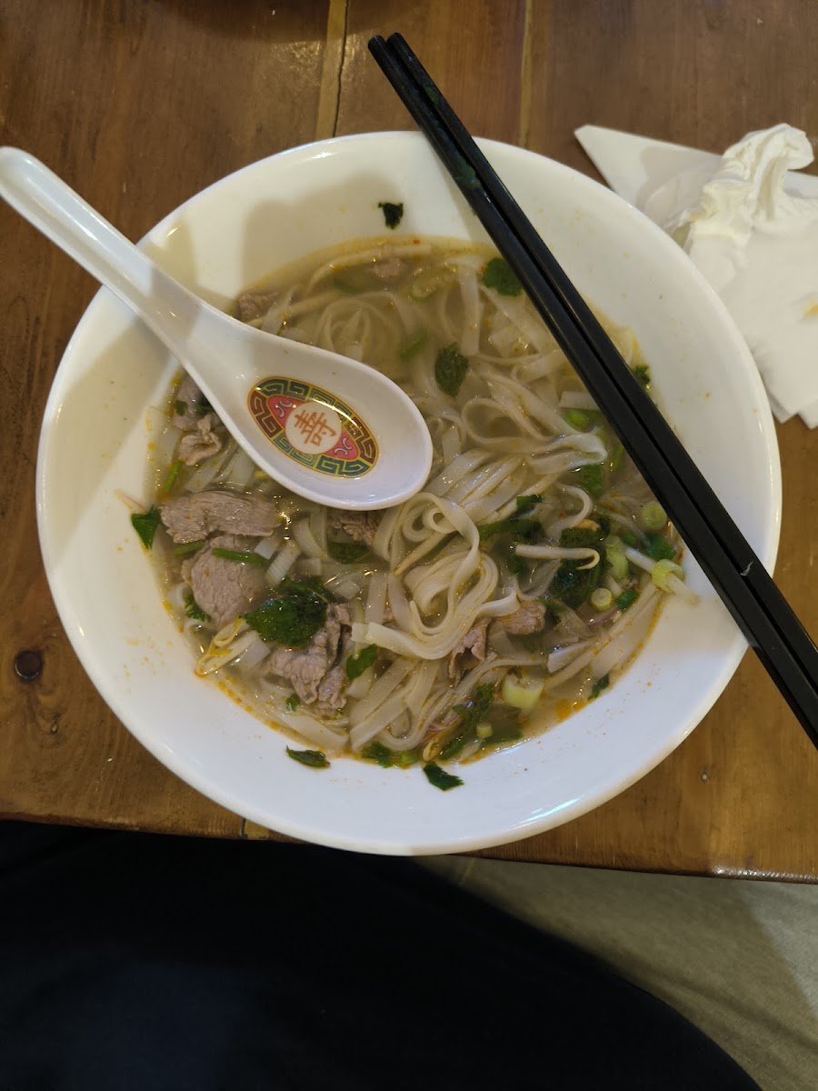 Pho Ga-5