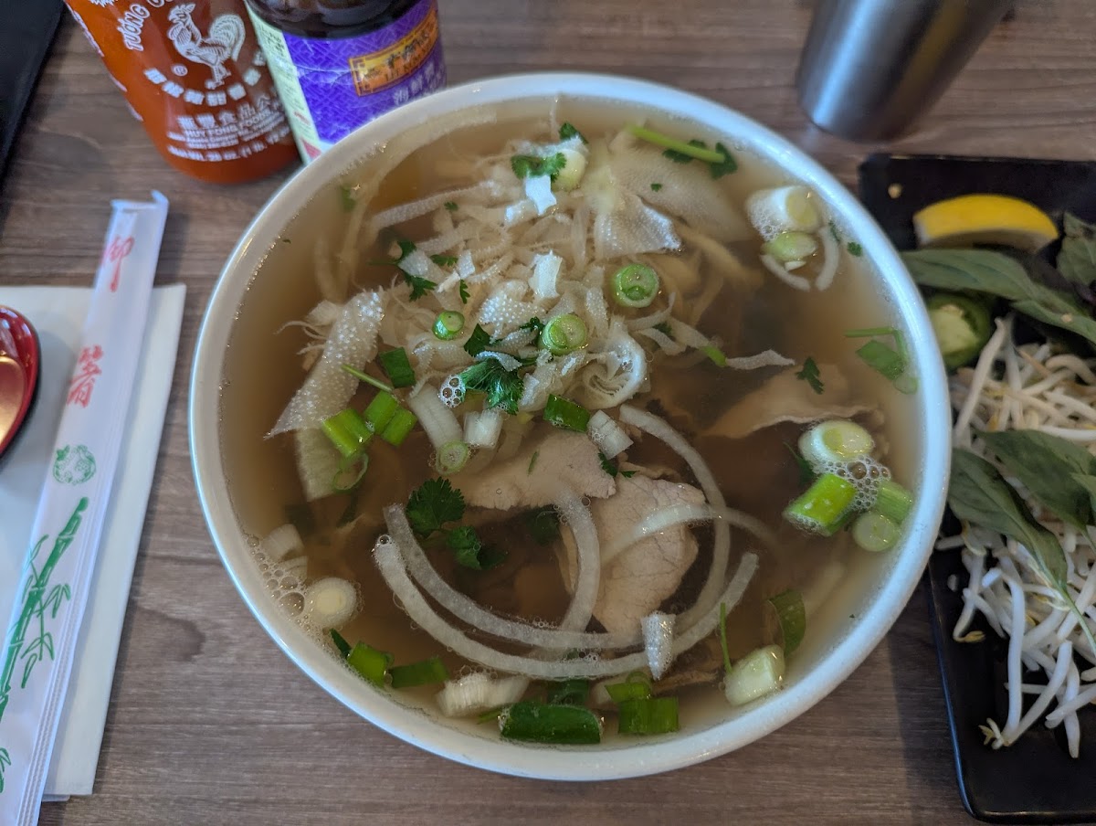 Pho Oxnard Vietnamese Restaurant-3