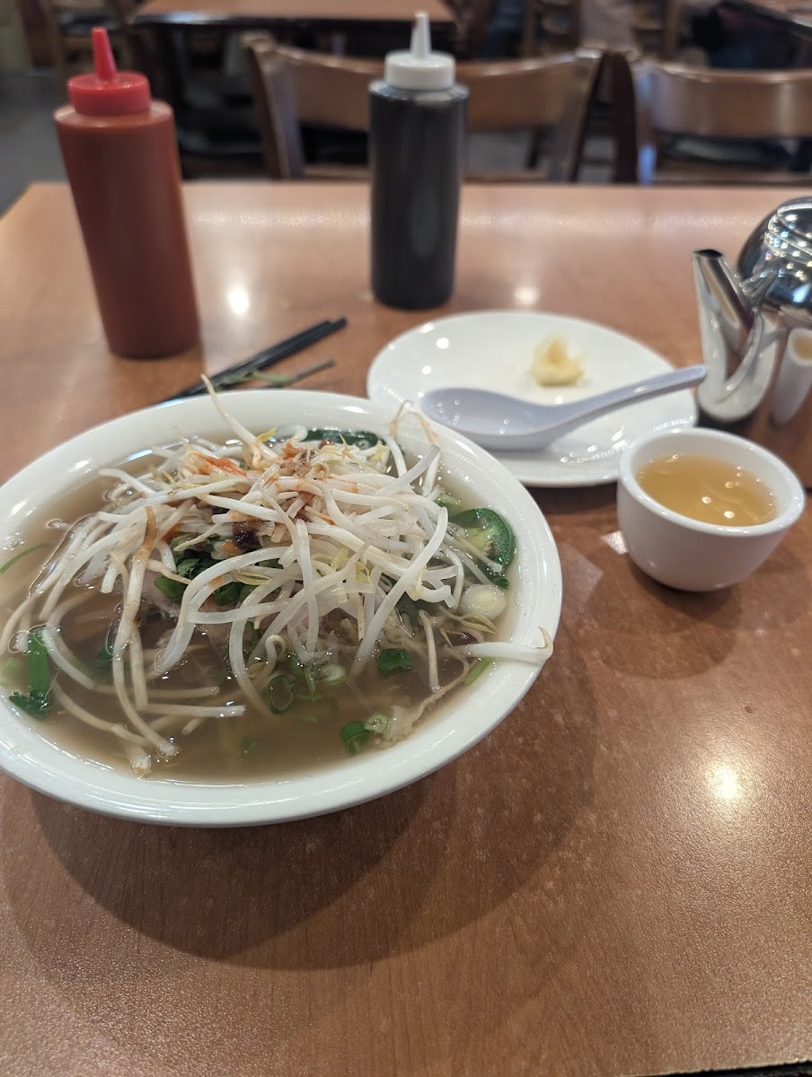 Phở Phú Thịnh-4