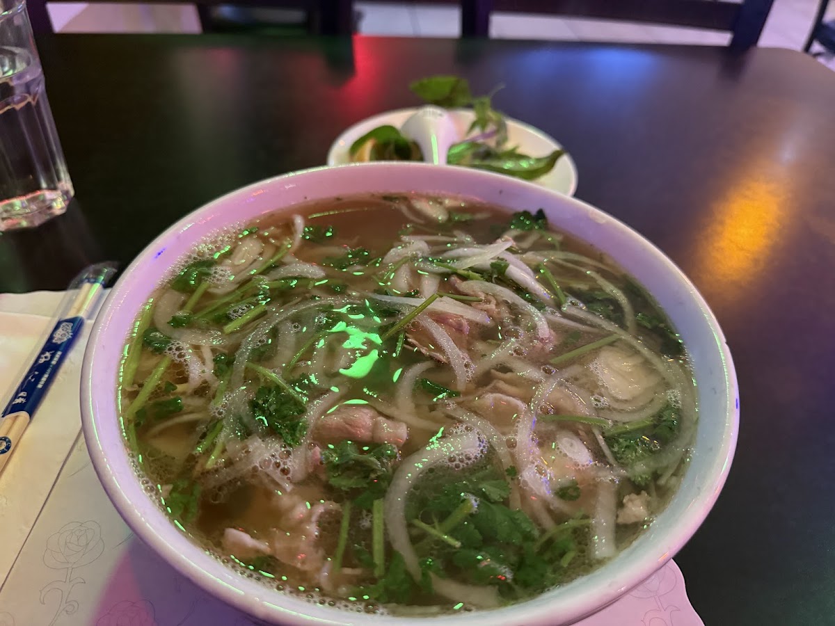 Pho Vinh Vietnamese Restaurant-2