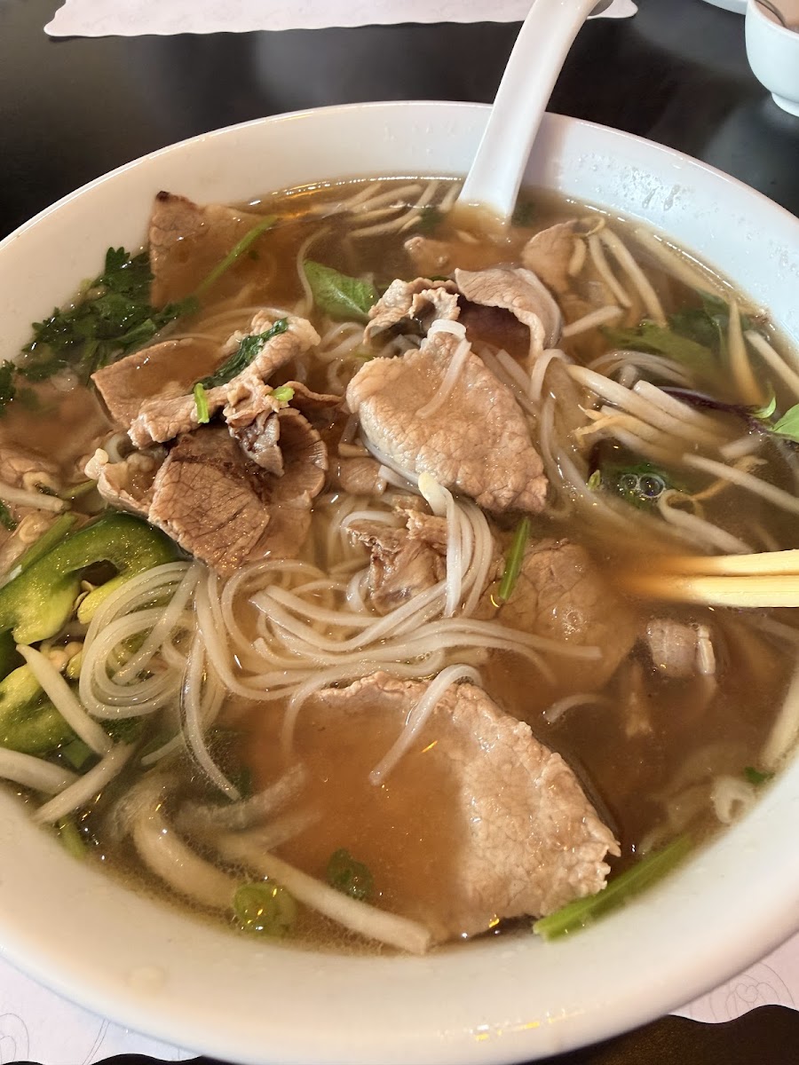 Pho Vinh Vietnamese Restaurant-3