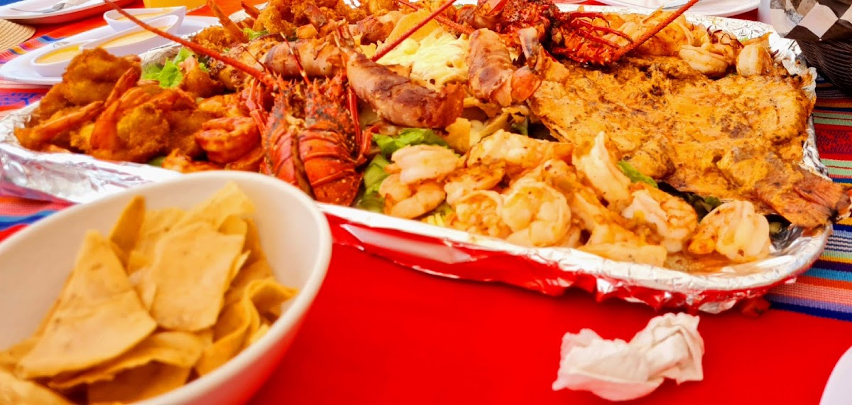 Pichon Restaurant Bar & Grill-6