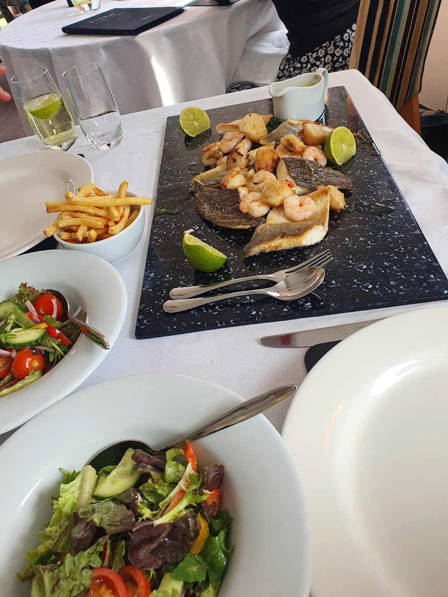 Pier 17 Restaurant-5