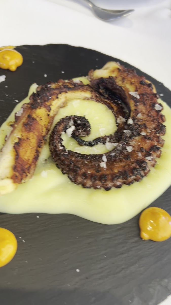 Pilar Restaurant