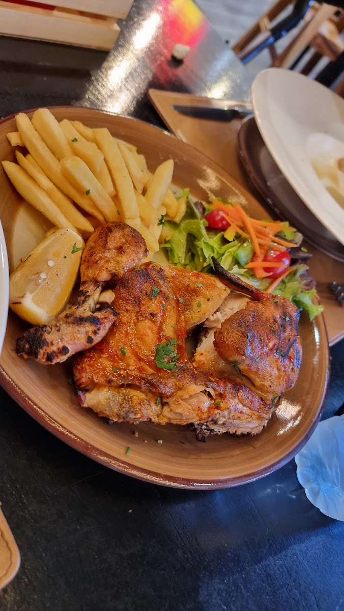 Piri Piri Flaming Grill Paragon-5