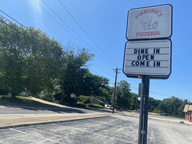 Pirrone's Pizzeria-4