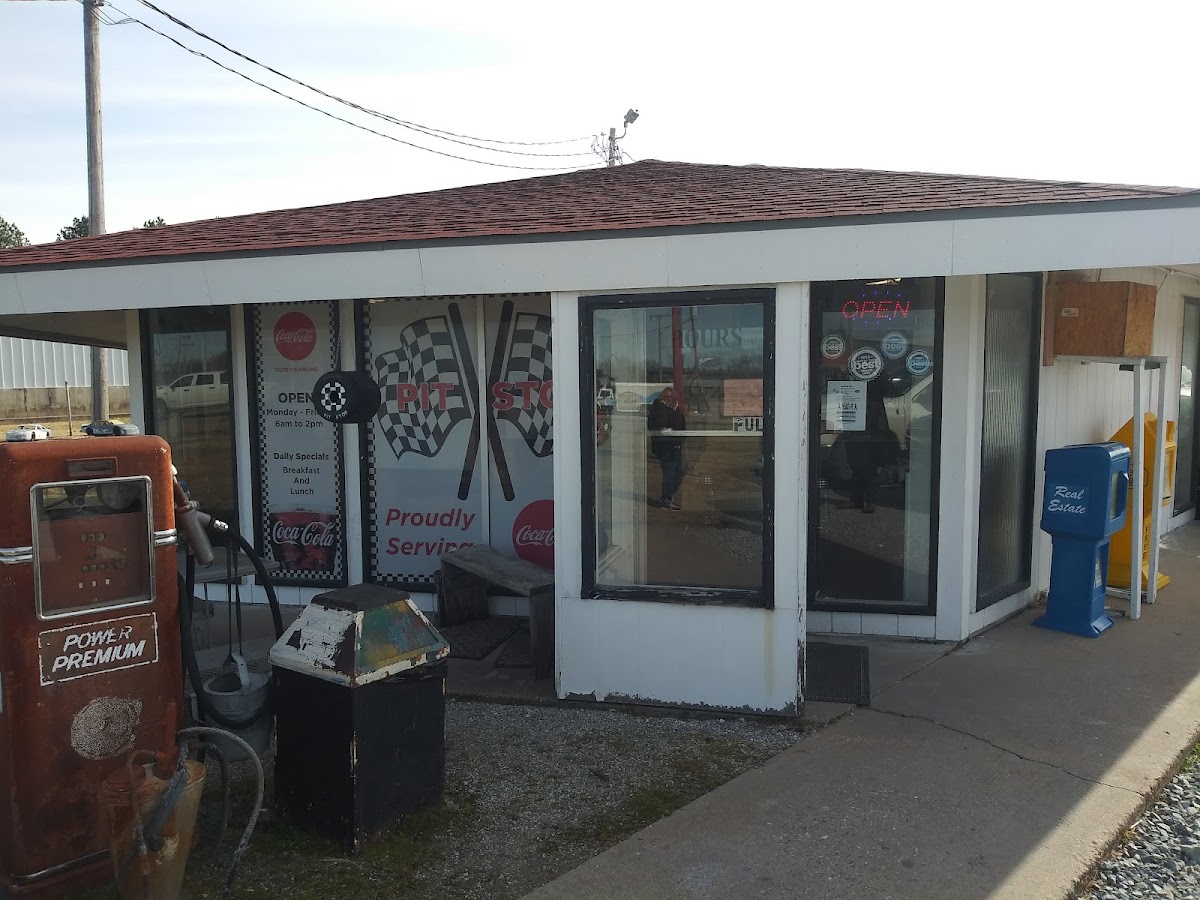 Pit Stop Cafe