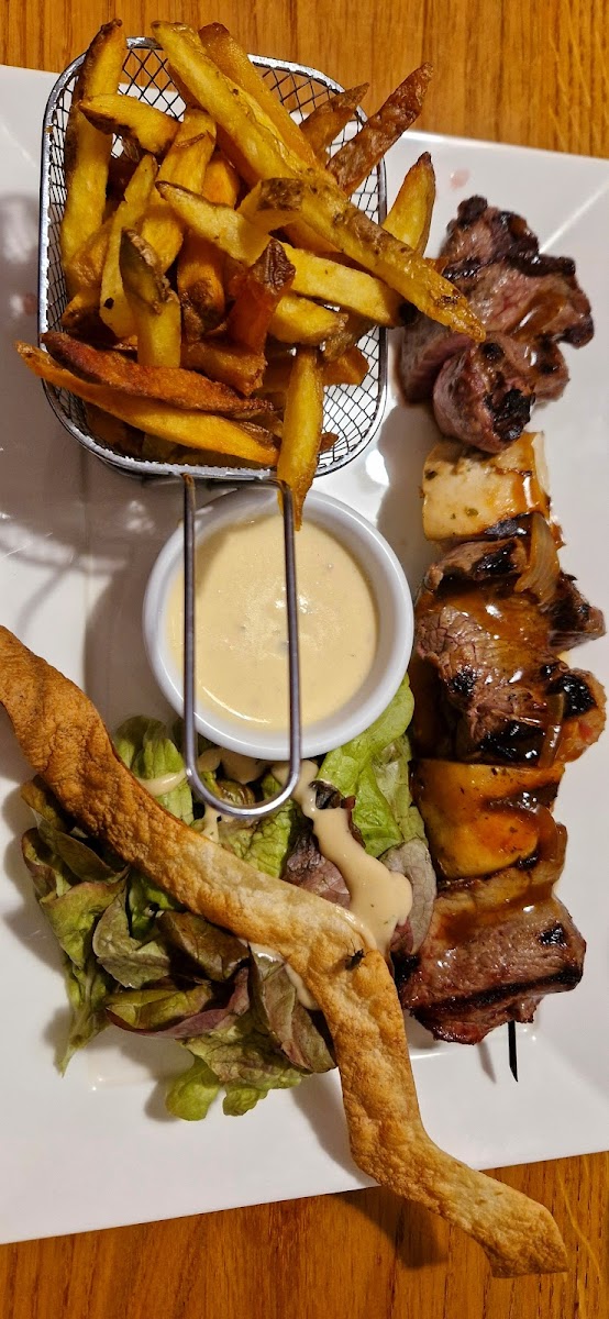 Pitchou Grill & Bar-10