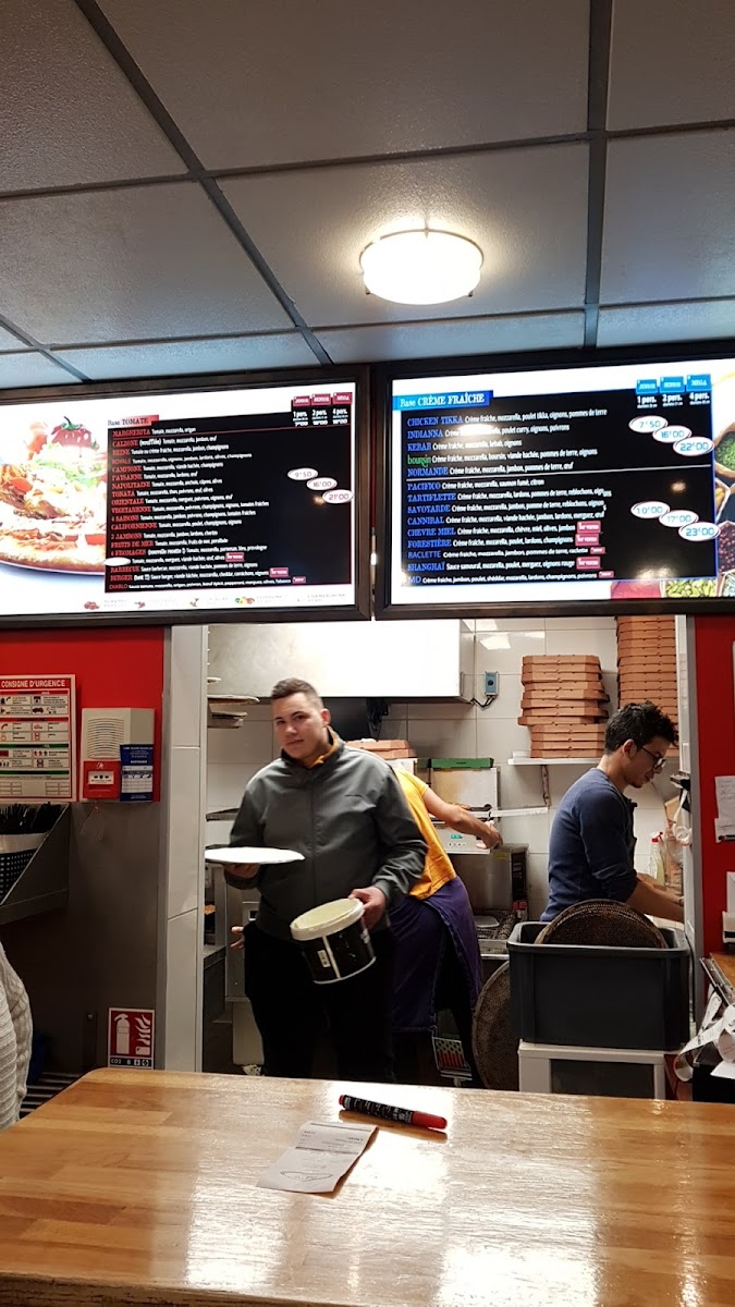 Pizza 335-4