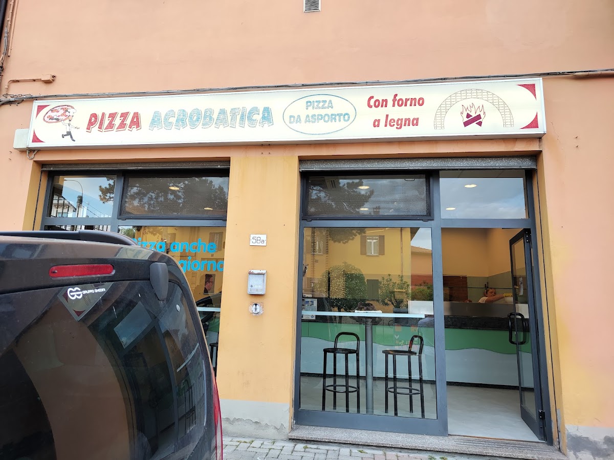 Pizza Acrobatica