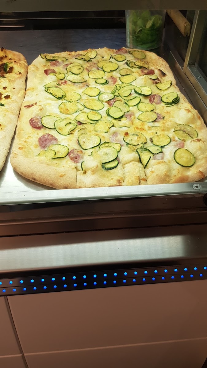 Pizza Al Metro - Anima E Polpa-10