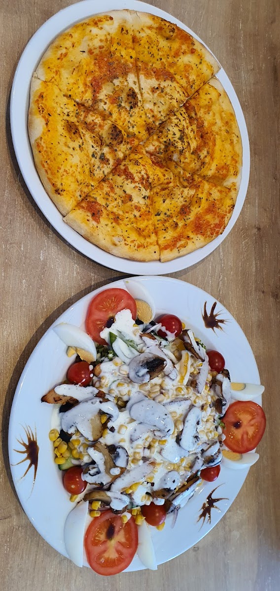 Pizza Da Luigi-10