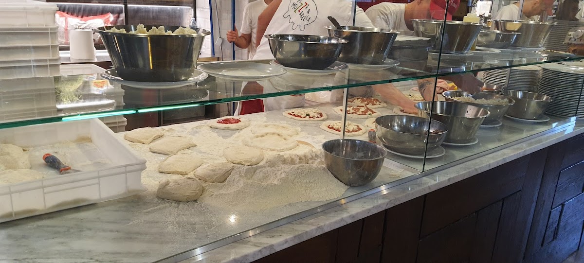 Pizza E Mozzarella-6