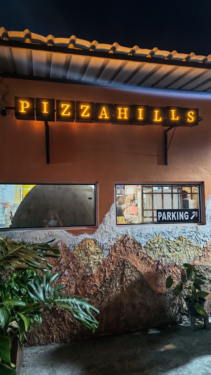 Pizza Hills-3