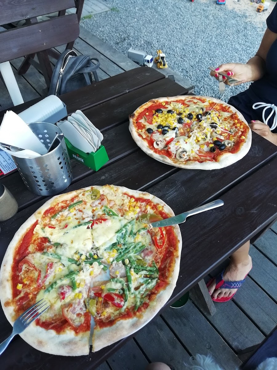 Pizza Na Zastávce-6