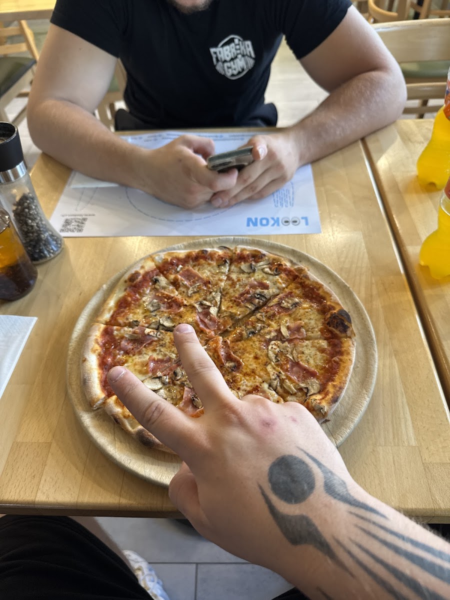 Pizza Salar-3