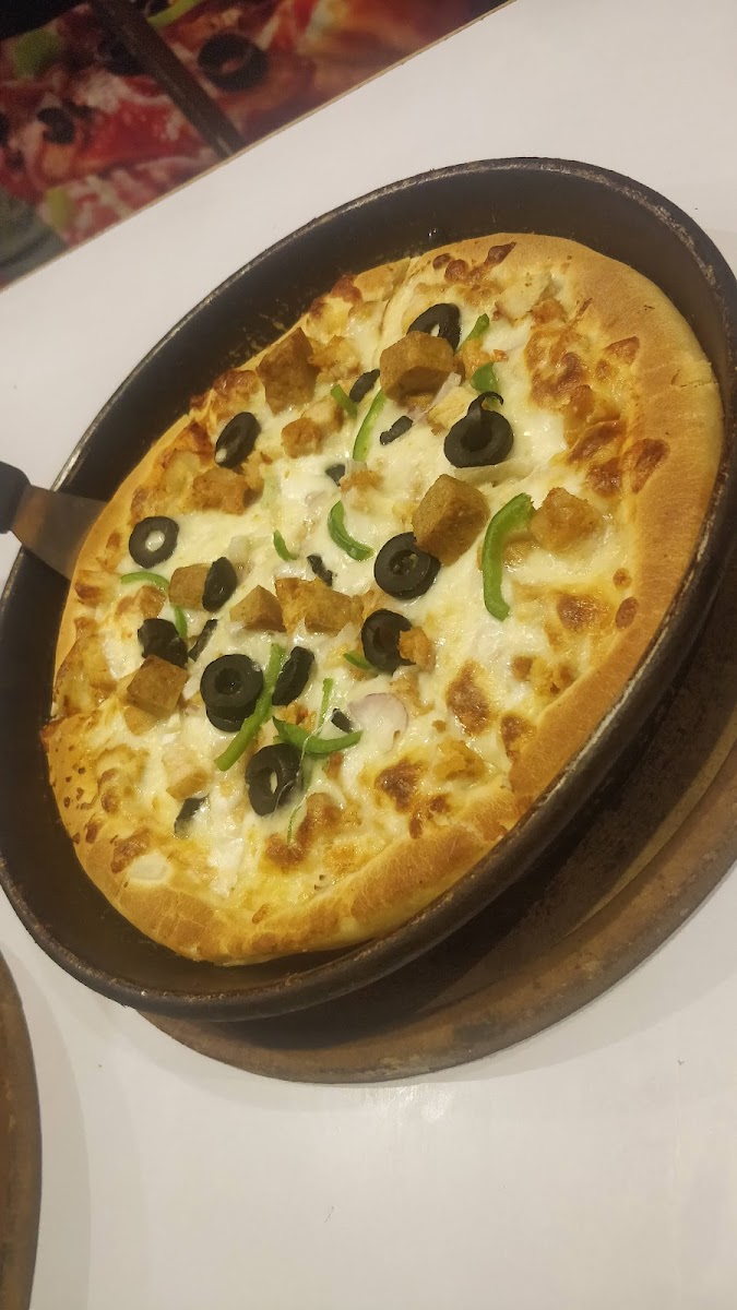 Pizzanio Chenab Nagar-5