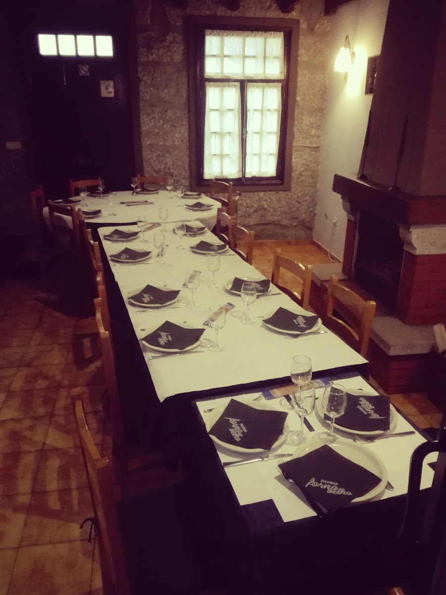 Pizzaria Forno Velho