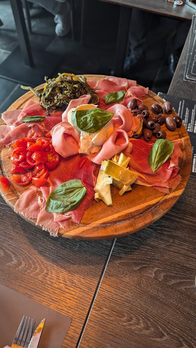 Pizzeria 77-7