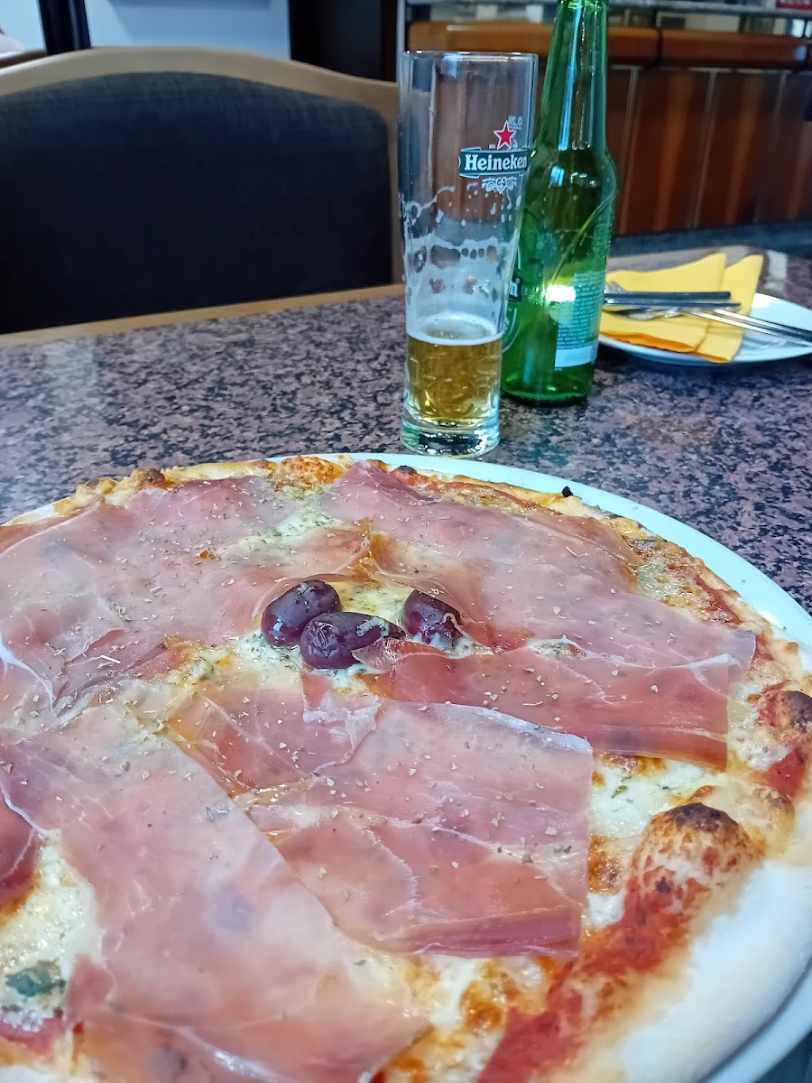 Pizzeria Ancora-9