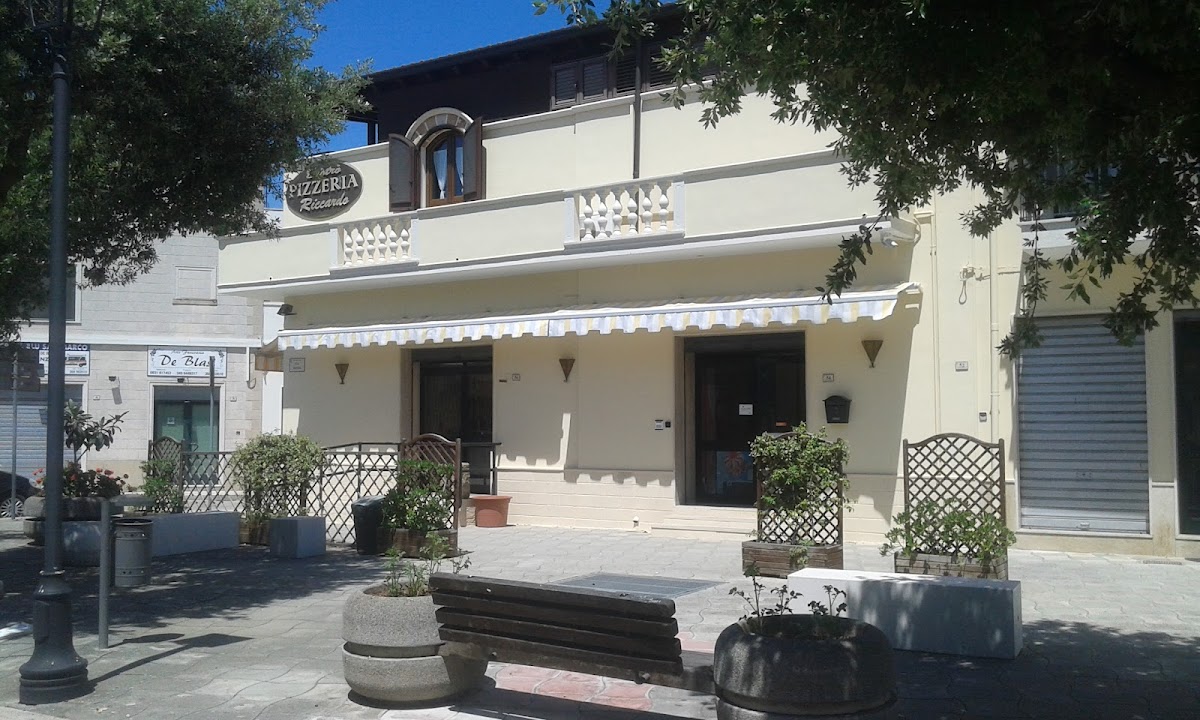 Pizzeria Bistro'-3