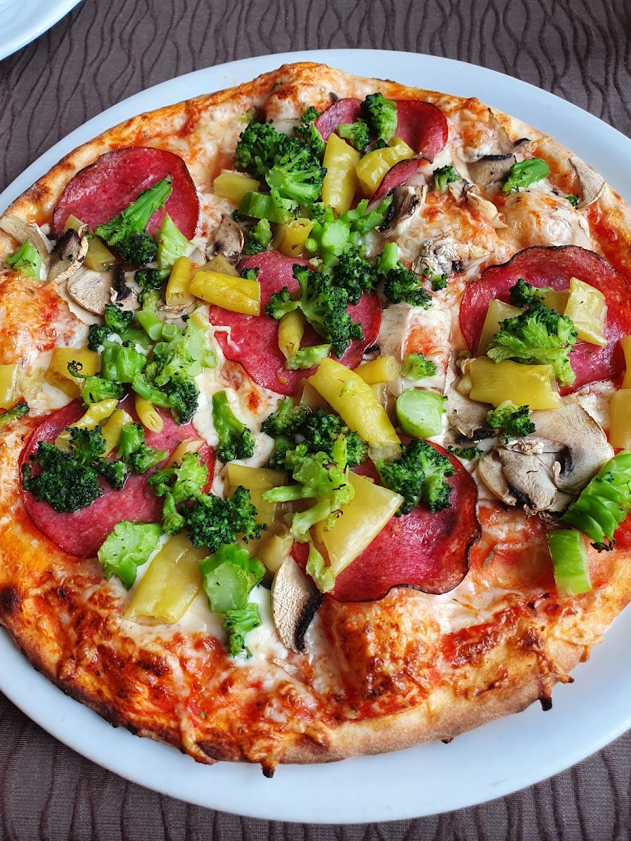 Pizzeria Capri-9