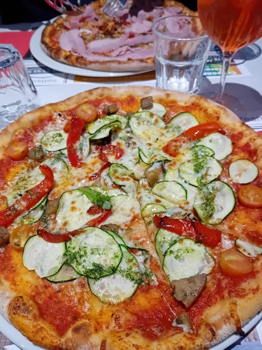 Pizzeria Come A Casa-10