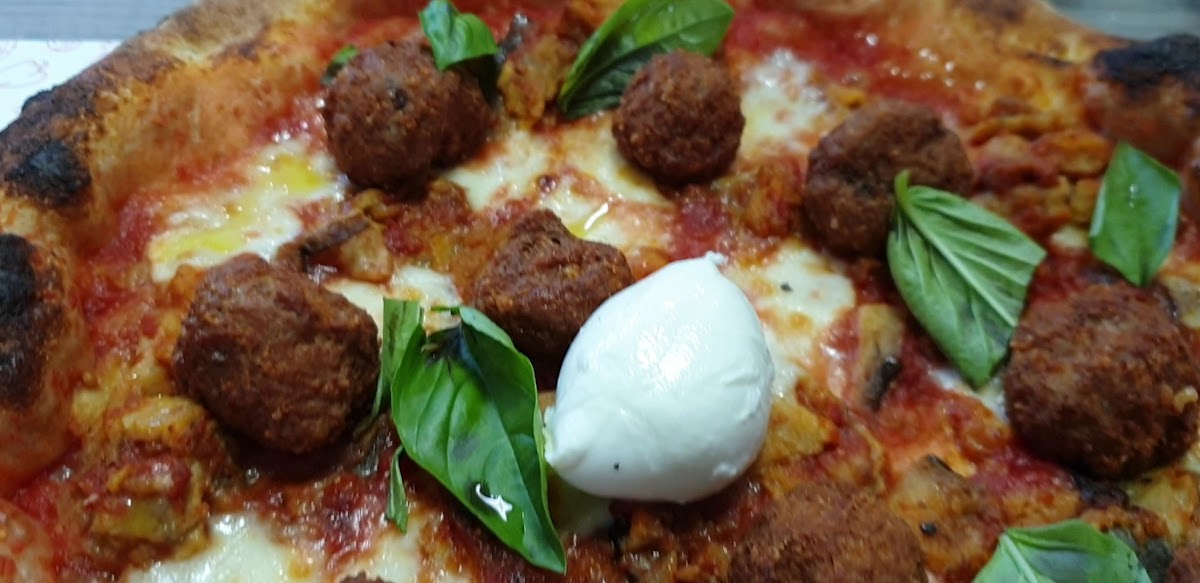 Pizzeria D Asporto Lo Sfizio-2