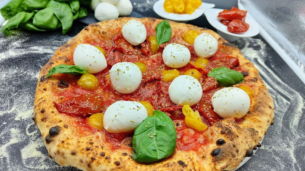 Pizzeria D Asporto Lo Sfizio-3
