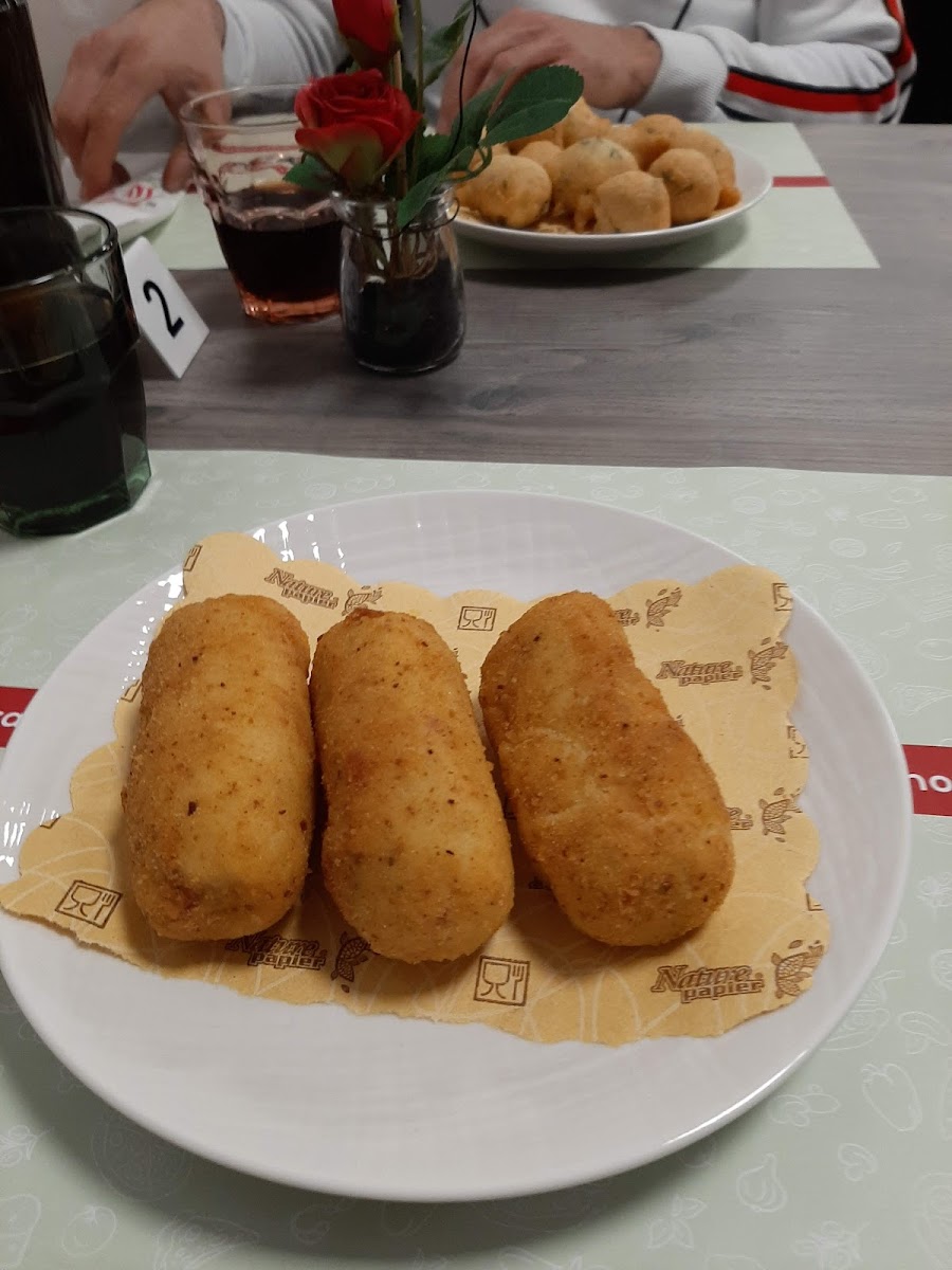 Pizzeria D Asporto Lo Sfizio-9