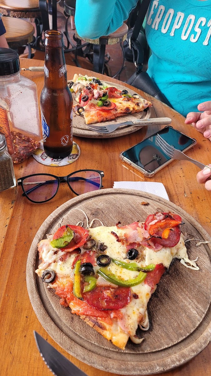 Pizzería El Sabor De Los 4 Quesos Express-5