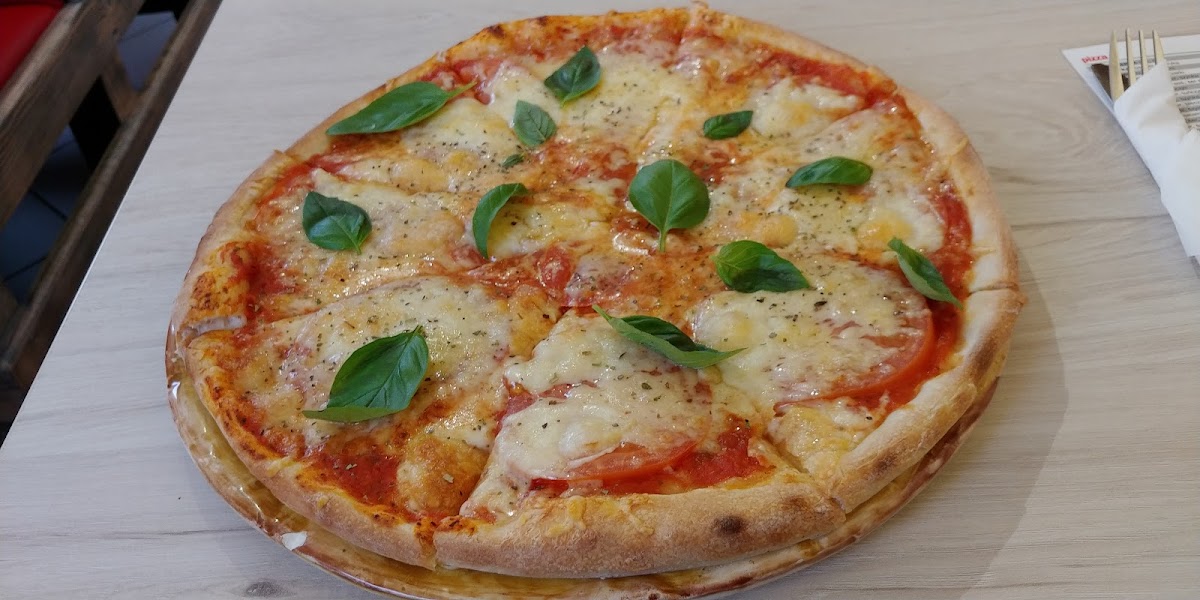 Pizzeria Gino-9